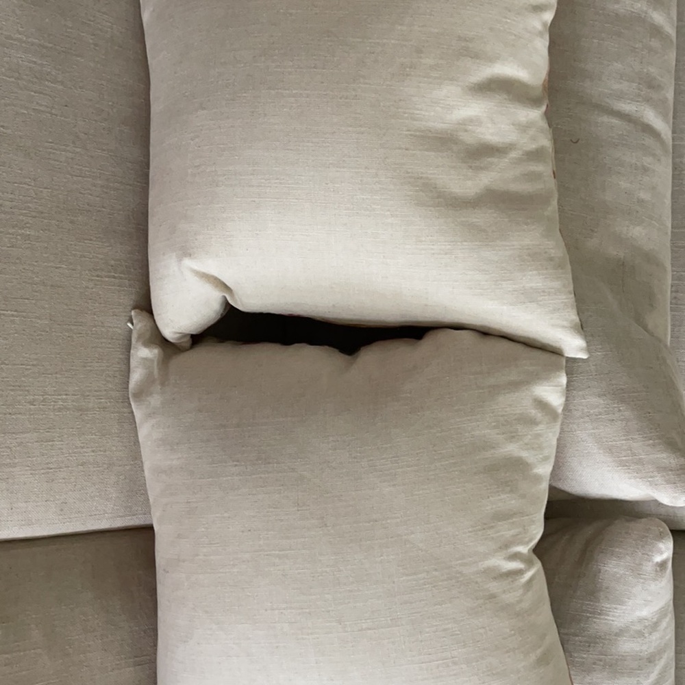 throw pillows - Picture 4 of 4